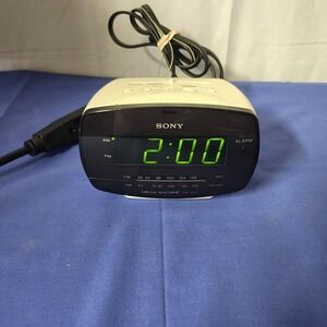 Sony ICF-C111 Dream Machine AM/FM Clock Radio‎ White Vintage Alarm Snooze Tested